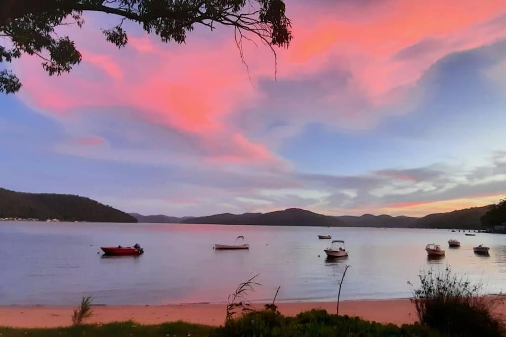 فيلا Dangar Beach Studio - Absolute Beach Front Dangar Island المظهر الخارجي الصورة